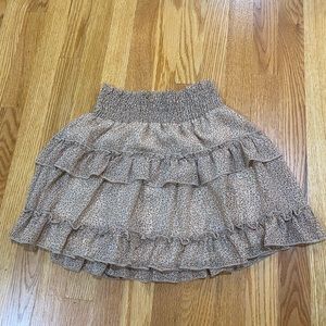 Cute skirt for fall!